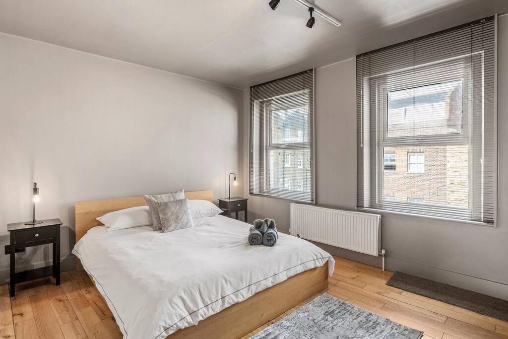 Spacious Home On Chapel Market London Eksteriør bilde